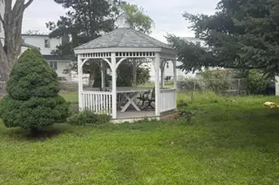 67 Oakland Ave, Edison, NJ 08817 - Photo 10
