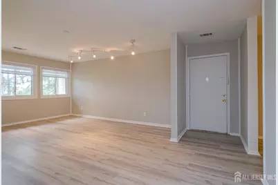 12-J Avon Drive, East Windsor Township, NJ 08520 - Photo 4