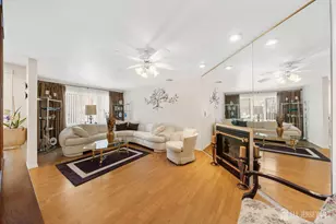 932 Beatrice Pkwy, Edison, NJ 08820 - Photo 4