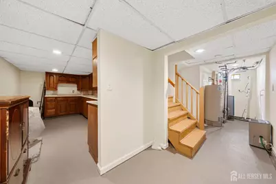 932 Beatrice Parkway, Edison, NJ 08820 - Photo 28