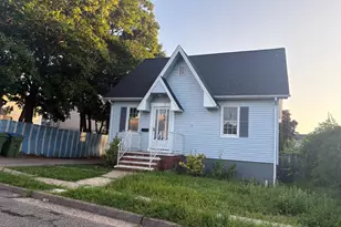 12 Nelson Ave, Edison, NJ 08817 - Photo 2