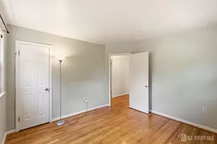 19 Sycamore Ave, Edison, NJ 08817 - Photo 18