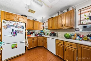 40 Richter Ave, Milltown, NJ 08850 - Photo 20