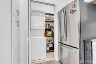 917 Vanderbergh Blvd, Monroe Township, NJ 08831 - Photo 4