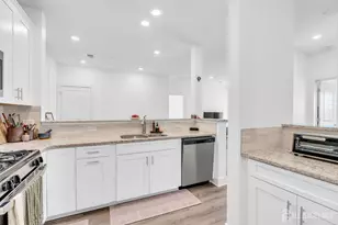 917 Vanderbergh Blvd, Monroe Township, NJ 08831 - Photo 2