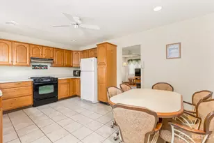 44 Garfield Pl, Sayreville, NJ 08859 - Photo 2