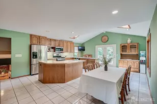 48 Frost Ave, Edison, NJ 08820 - Photo 18