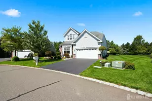 101 Timber Hill Dr, Monroe Township, NJ 08831 - Photo 2