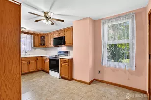 33 Burnet St, Avenel, NJ 07001 - Photo 8