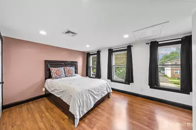 13 Baldwin Street, New Brunswick, NJ 08901 - Photo 18