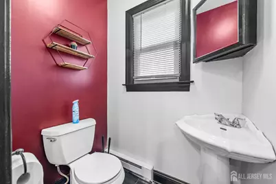 13 Baldwin Street, New Brunswick, NJ 08901 - Photo 12