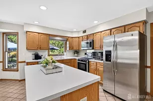 46 Waverly Pl, South Brunswick Township, NJ 08852 - Photo 22