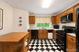 460 Sayre Dr, Plainsboro Township, NJ 08540 - Photo 22