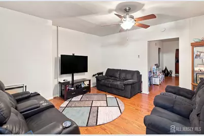 40 Throop Avenue, New Brunswick, NJ 08901 - Photo 6