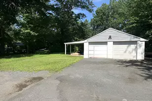2276 Camplain Rd, Hillsborough Township, NJ 08844 - Photo 4
