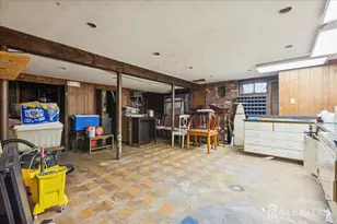 28 Debra Pl, Sewaren, NJ 07077 - Photo 16