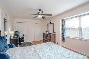 6005 N Oaks Blvd, North Brunswick Township, NJ 08902 - Photo 16