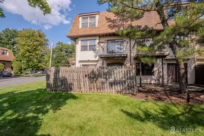 6005 N Oaks Boulevard, North Brunswick Township, NJ 08902 - Photo 38