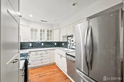 [Address not provided], Plainsboro Township, NJ 08536 - Photo 10