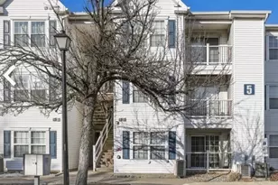 517 Waterford Dr, Edison, NJ 08817 - Photo 1