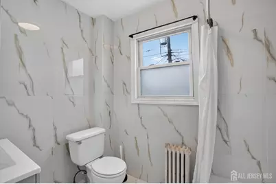 127 S Pine Avenue, South Amboy, NJ 08879 - Photo 2