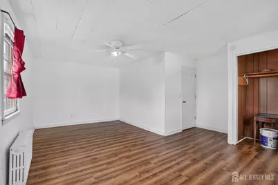 127 S Pine Avenue, South Amboy, NJ 08879 - Photo 12