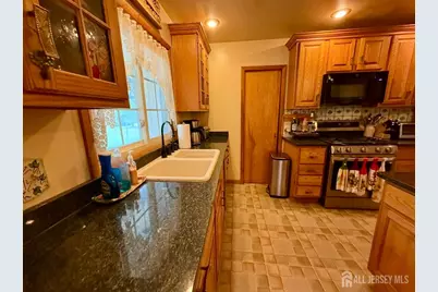 24 Beardslee Road, Franklin Township, NJ 08844 - Photo 34