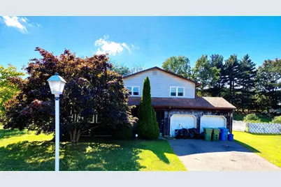 21 Oakwood Drive, Sayreville, NJ 08859 - Photo 1