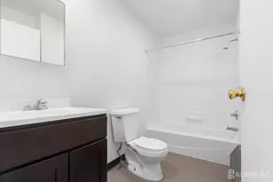 [Address not provided], Jersey City, NJ 07605 - Photo 14