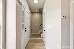8 Somerset St, Carteret, NJ 07008 - Photo 4