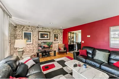 27 Milton Avenue, East Brunswick Township, NJ 08816 - Photo 4