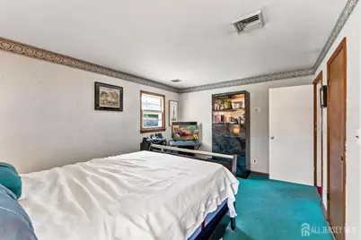 27 Milton Avenue, East Brunswick Township, NJ 08816 - Photo 12