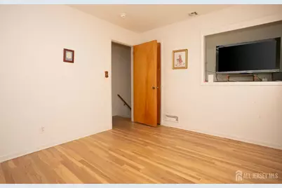 25 Huntington Road, Edison, NJ 08820 - Photo 26
