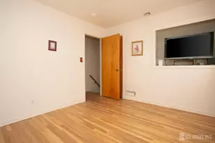 25 Huntington Rd, Edison, NJ 08820 - Photo 26