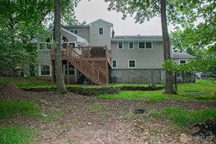 25 Huntington Rd, Edison, NJ 08820 - Photo 6