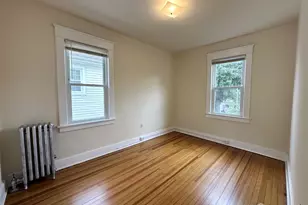 11 Oxford St, New Brunswick, NJ 08901 - Photo 6