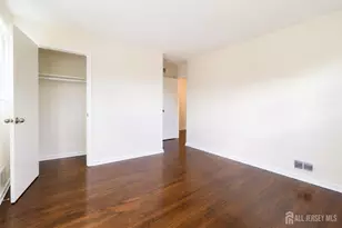 25 Lincoln Ave, Piscataway Township, NJ 08854 - Photo 16