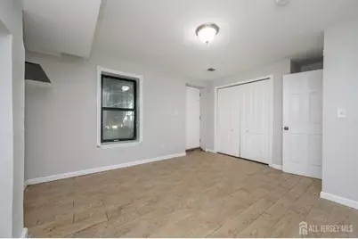832 Grand Street, Jersey City, NJ 07304 - Photo 12