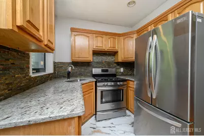 832 Grand Street, Jersey City, NJ 07304 - Photo 24