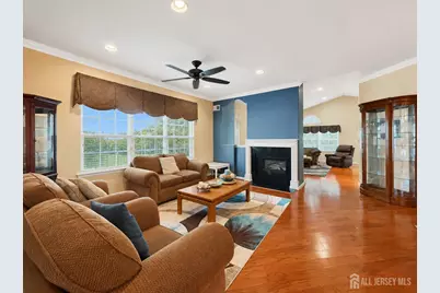 111 Fontaine Court, Monroe Township, NJ 08831 - Photo 14