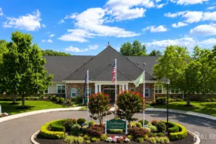 111 Fontaine Ct, Monroe Township, NJ 08831 - Photo 8