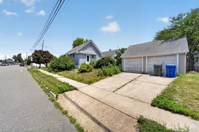 27 Lillian Terrace, Woodbridge Township, NJ 07095 - Photo 18