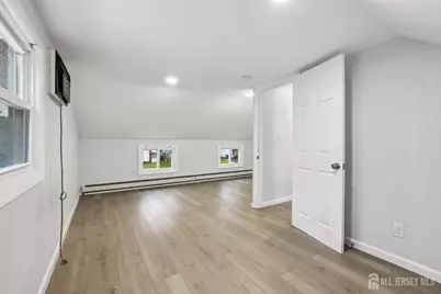 89 Homes Park Avenue, Iselin, NJ 08830 - Photo 14