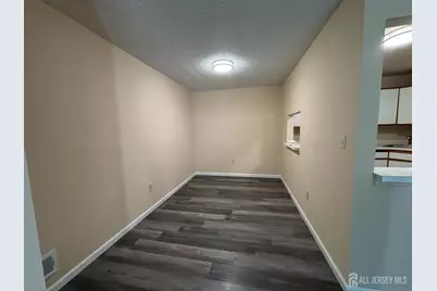 279 Kempsey Drive, North Brunswick Township, NJ 08902 - Photo 12