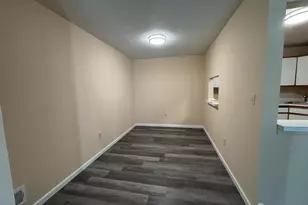 279 Kempsey Dr, North Brunswick Township, NJ 08902 - Photo 12
