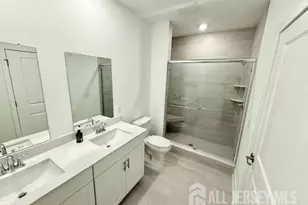 29210 Radford Ct, Monroe Township, NJ 08831 - Photo 20