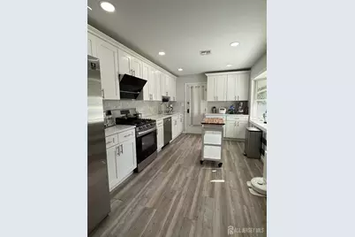 67 Winthrop Road, Edison, NJ 08817 - Photo 2