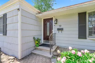 19 Stephenville Pkwy, Edison, NJ 08820 - Photo 4