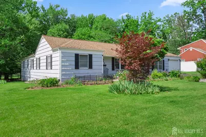 19 Stephenville Parkway, Edison, NJ 08820 - Photo 2