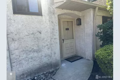 74 Carriage Place, Edison, NJ 08820 - Photo 2